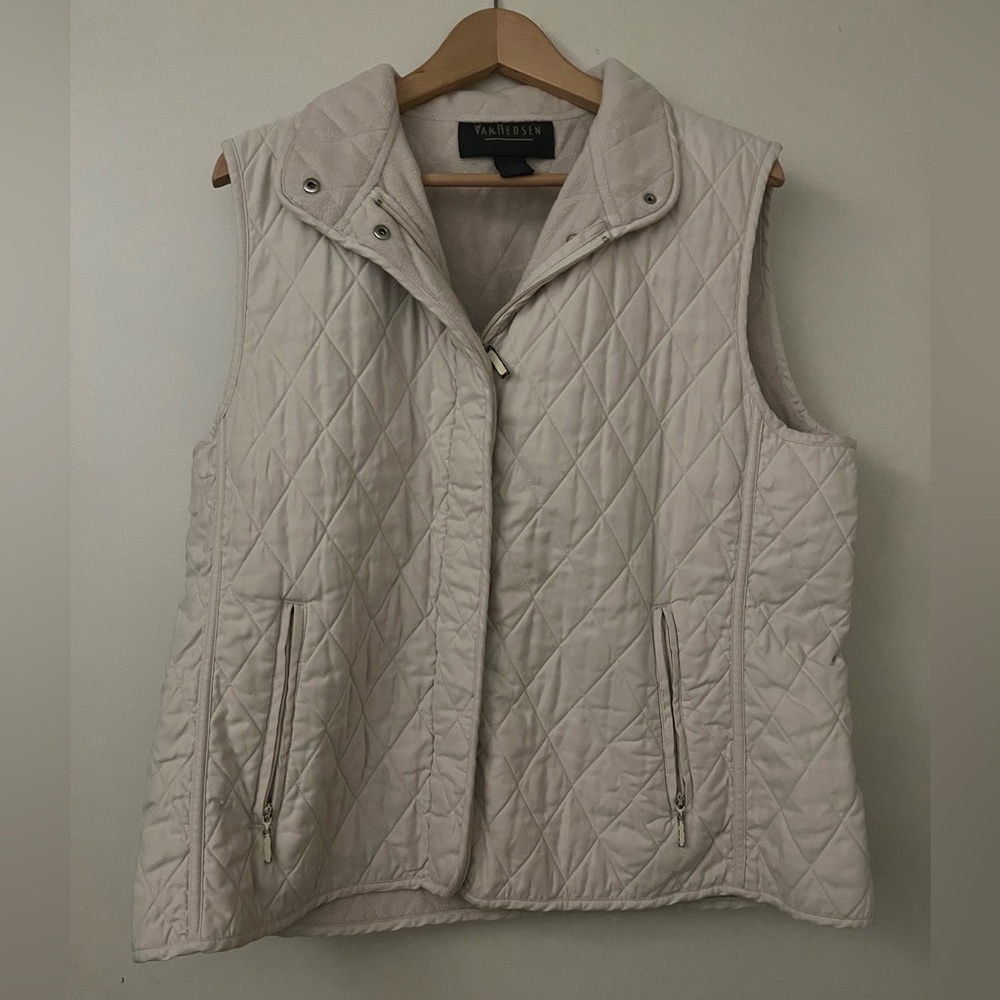 Vanheusen Women’s Cream Vest